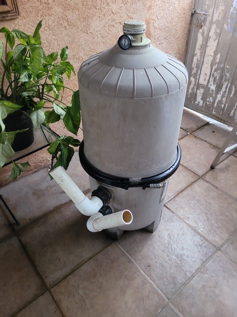 Pool Filter Hayward for Sale in Claremont, CA - OfferUp