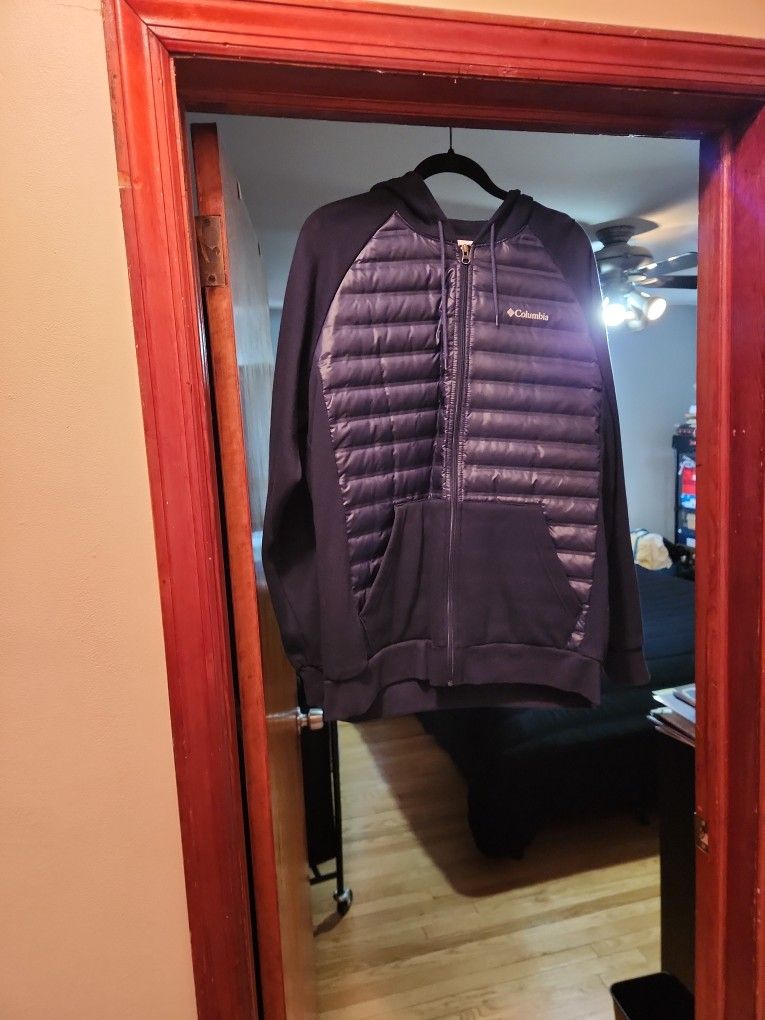 Columbia Hooded Sweatshirt/Jacket