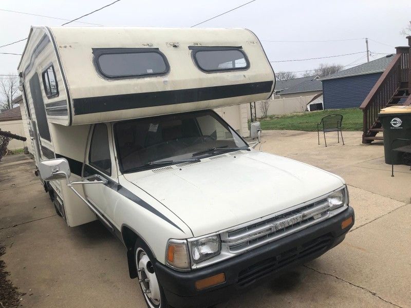 1989 Toyota Rv