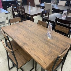 7Pc Dining Set
