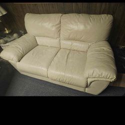 White Leather Loveseat And Recliner