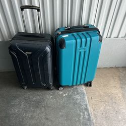 2 Travel Suit Cases