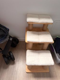 3-Tier Wooden Cat Tree with Scratching Posts