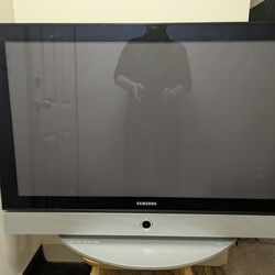 42" Samsung Plasma TV works Great