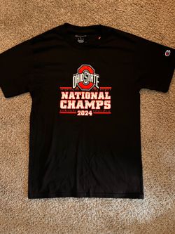 Men’s Ohio State shirt size S