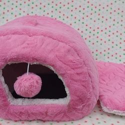 Sunbeam RenueWhisker City Fur Hiding Hut & Toy Cat Bed