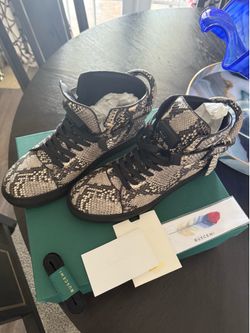 Buscemi 100mm exotic black and white. Like New condition. Worn once   Over $1250 retail.  Only!  $550