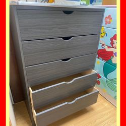 5 drawers dresser / Five drawers dresser / Cajonera /  Comoda