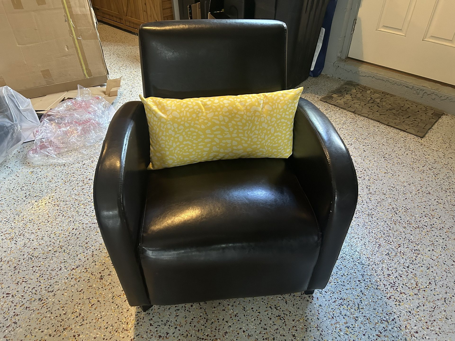 Accent Chair- Leather