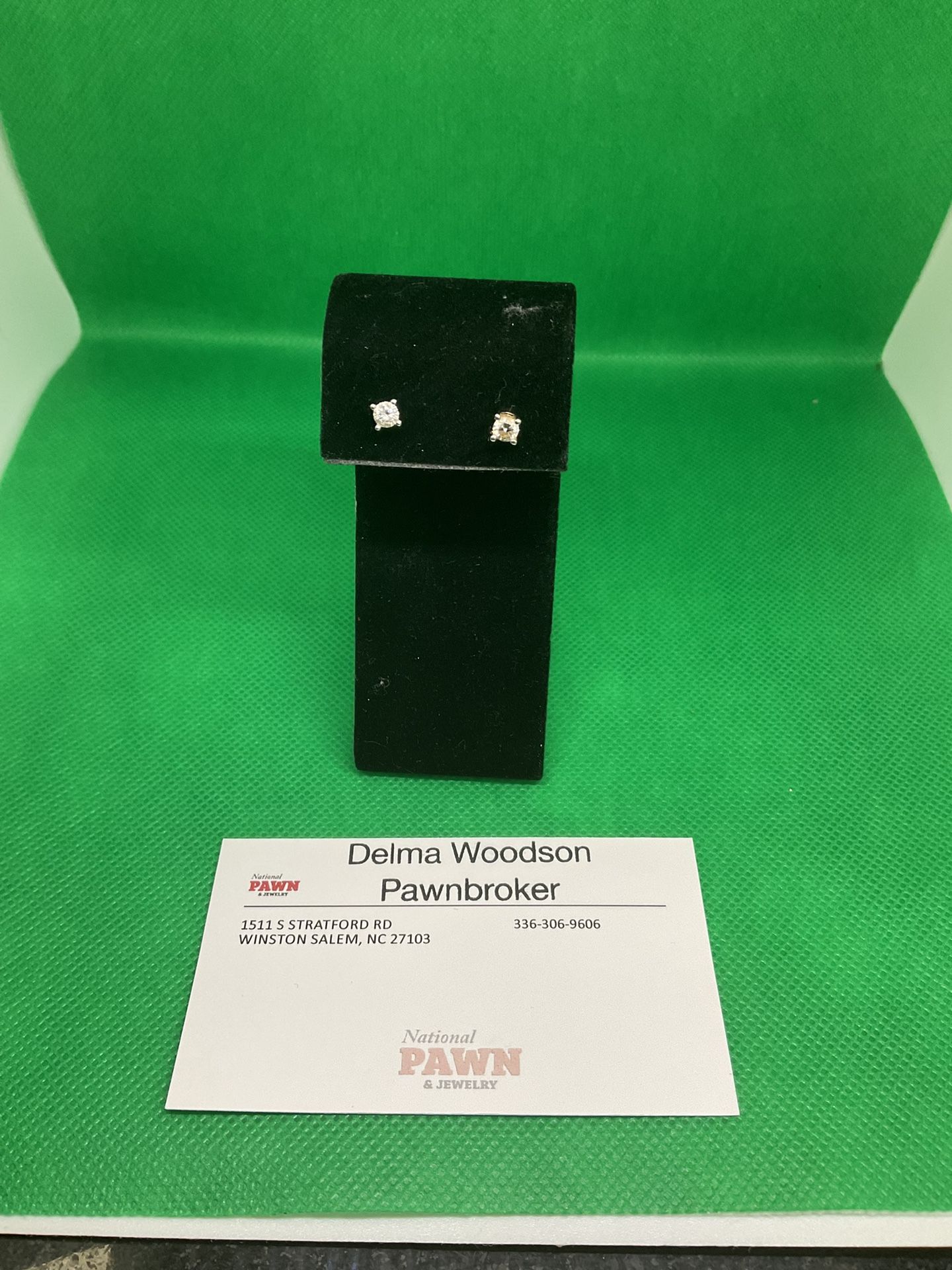 14KT White Gold Diamond Studs