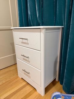 White 3-Drawer Nightstand- set of 2