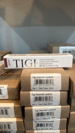 TIGI Diamond Lipstick in Desired