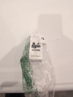 2 Rechargeable Batteries 