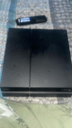 PlayStation 4 (Console Only)