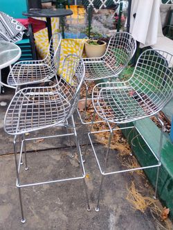 Set of 4 Bertoia Style Chrome Bar Stools