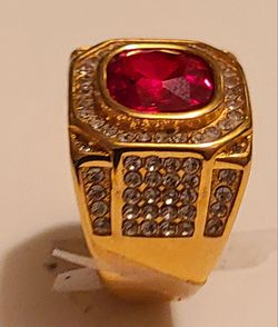 MENS STAINLESS STEEL RING