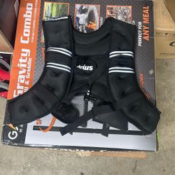 Zelus 30lb Reflective Weight Vest