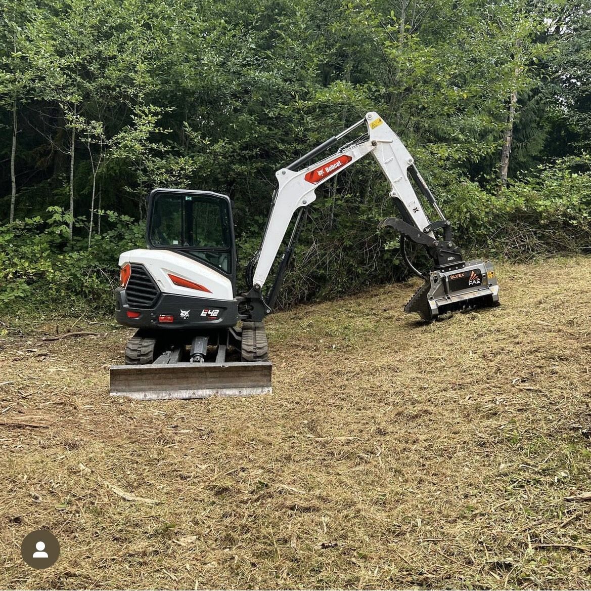 Excavation, Mulching, Dirtwork, Driveway Cleanup, Trash Removal,