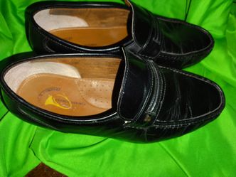 Men’s French Shriner Black Leather Loafers / Dress Shoes - Size 12M