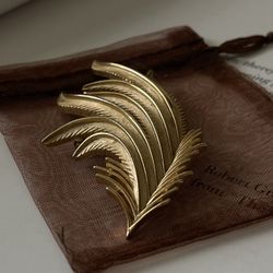 Trifari Feather Brooch Gold Tone Brushed Textured Designer Signed Statement Pin