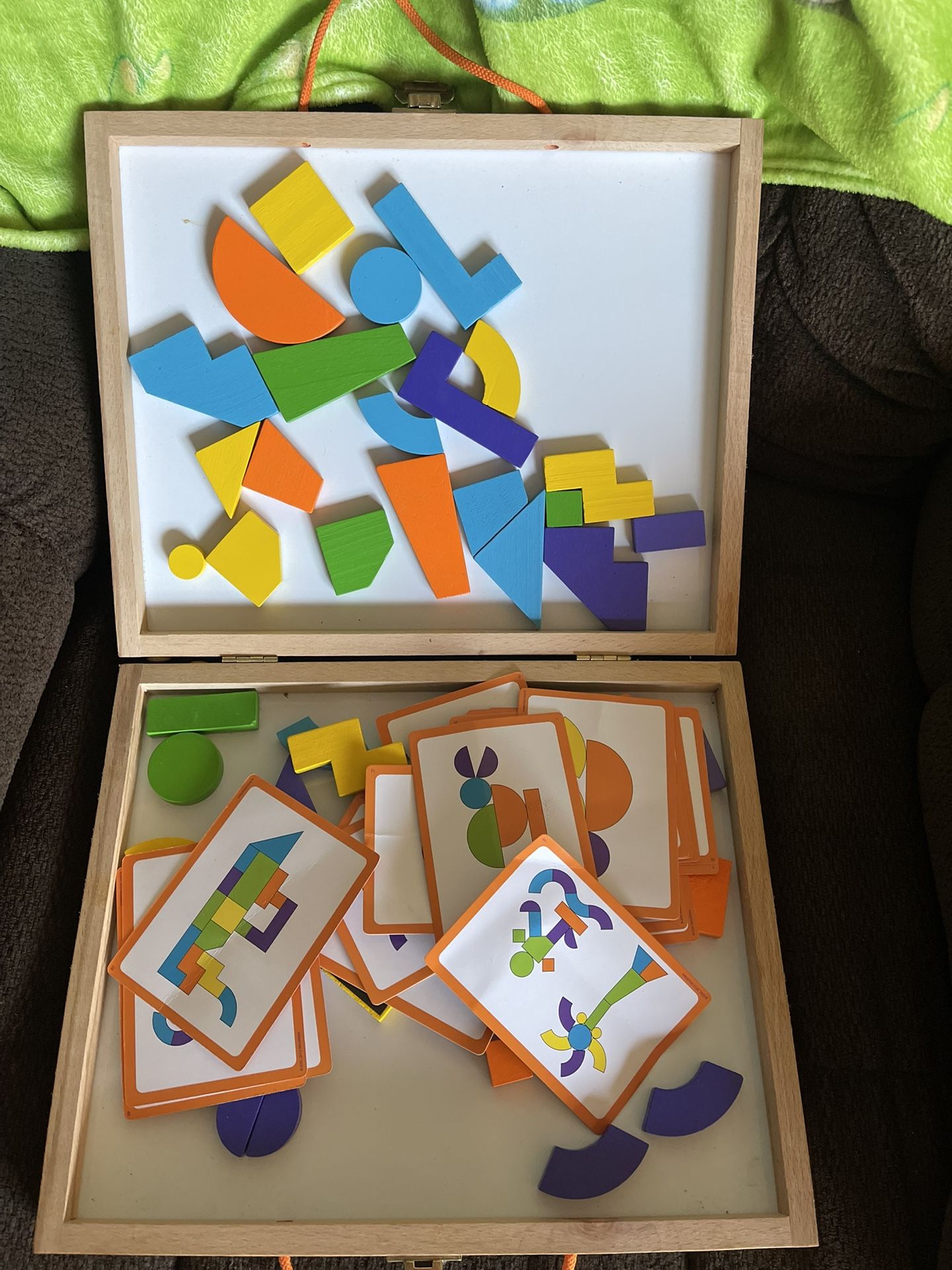 $5 Magnet Shapes Travel Puzzle Kit