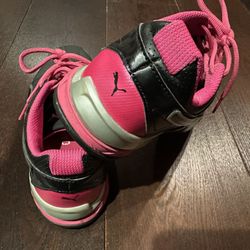 PUMA Women’s Size 8 Tazon Cross Trainer 