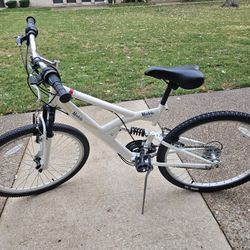 Modelo especial mountain bike 26" 