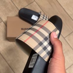 Burberry slides
