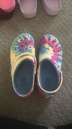 Crocs Classic Tie-Dye Clogs size 11 women