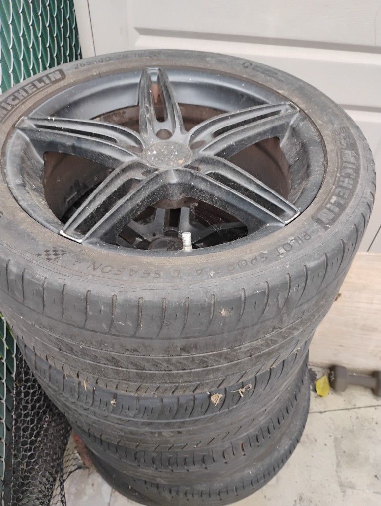 Wheels & Tires 4 Ea 2008 Mercedes 18" Size, One Is Honda Acura.