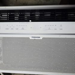 Toshiba 12,000 Btu, 115V, Smart, Touch Window AIR CONDITIONER 