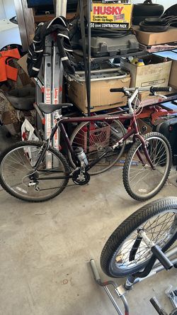 Giant Yukon bicycle