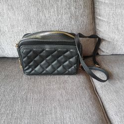 LD black crossbody bag 