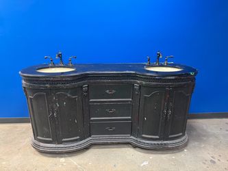 Double Sink Bathroom Vanity with Faucets
