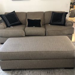 Queen Size Sleeper With Ottom 