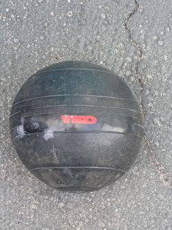 10 lb black tko medicine ball trainer