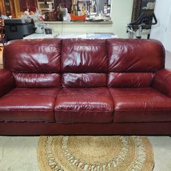 2 Piece Leather Sofa Set, Couch And Loveseat.