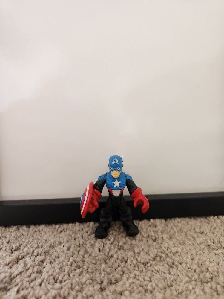 Playskool Heroes Marvel Super Hero Squad Captain America Variant