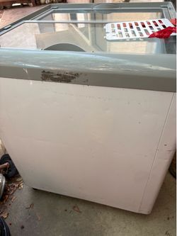 Excellence glass top chest Freezer/Fridge