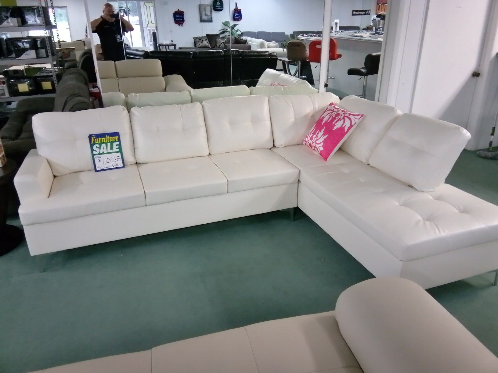 NEW white beautiful Lshape sectional FREE local next day delivery 😊