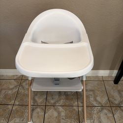 Munchkin High Chair 