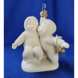 Snow babies “Kiss Me” 