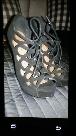 Paprika hi heals size 6