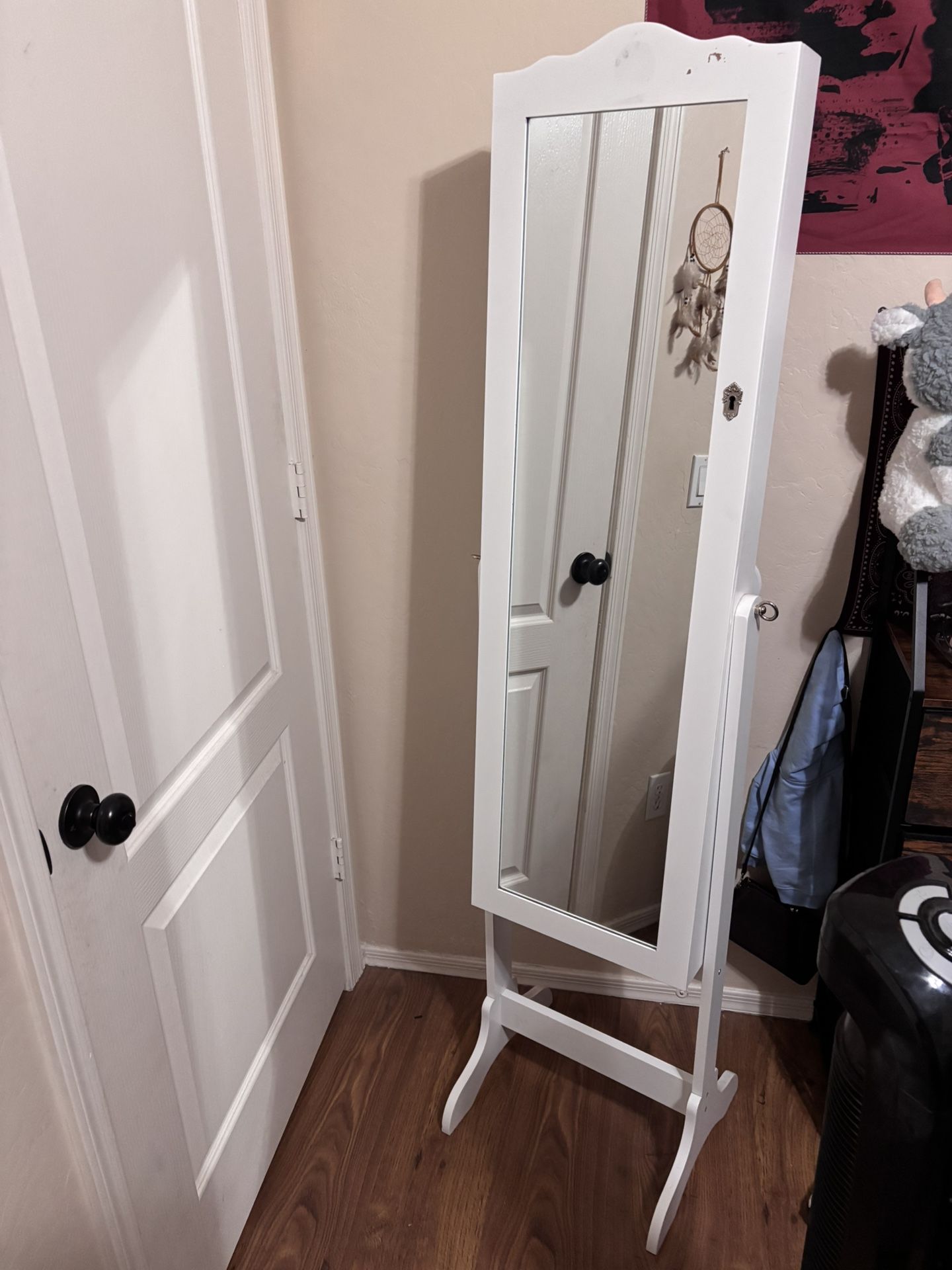 Jewlery Mirror Cabinet