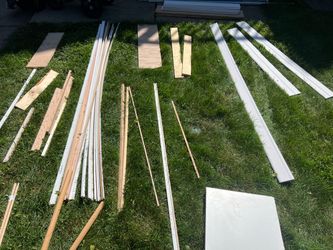 Mixed Lumber and Trim Pieces Lot