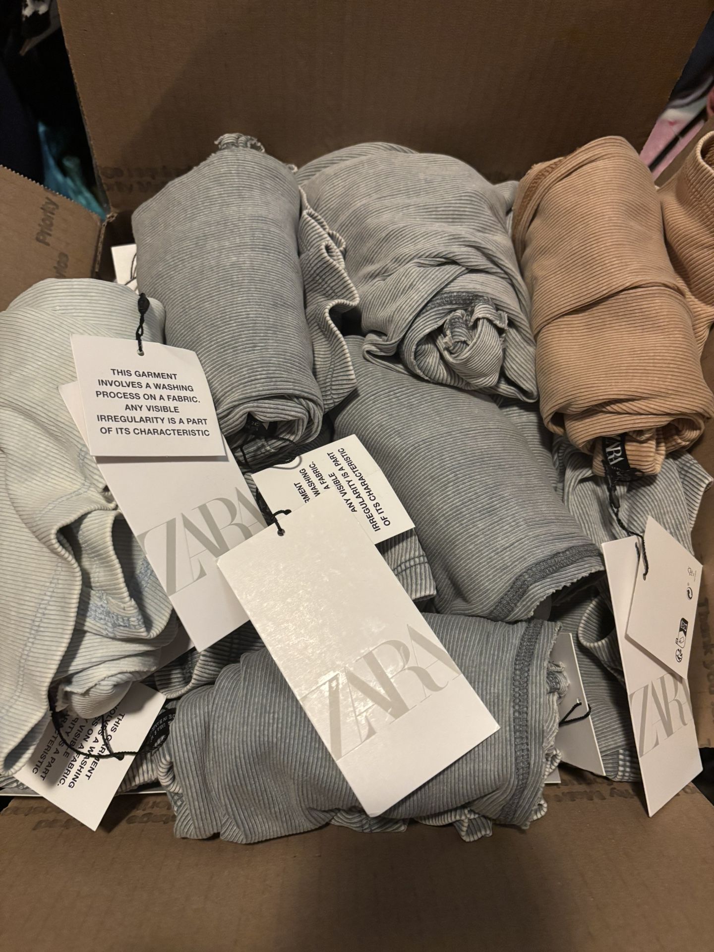 Bundle Of 35 ZARA Ribbed Tees New With Tags!!