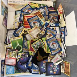 Loads of Pokémon cards
