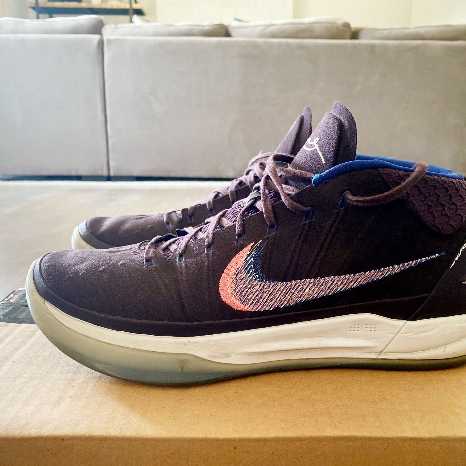 Nike Kobe A.D. Mid Port Wine Size 11 1/2 for Sale in Anaheim, CA 