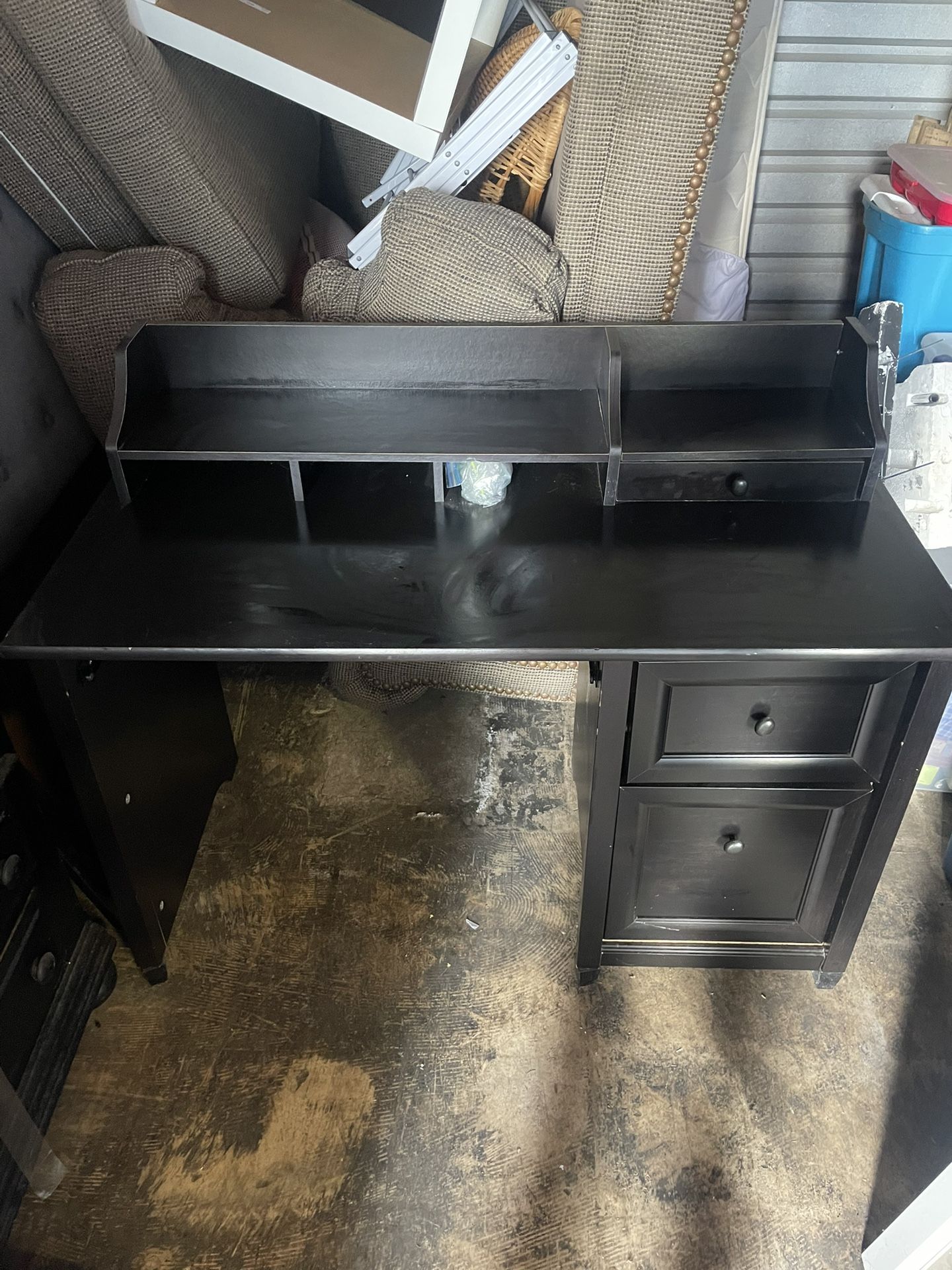 Beautiful Work Desk 