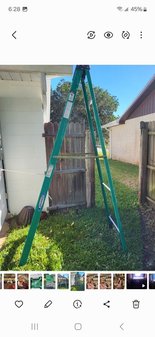 8ft Fiberglass Ladder